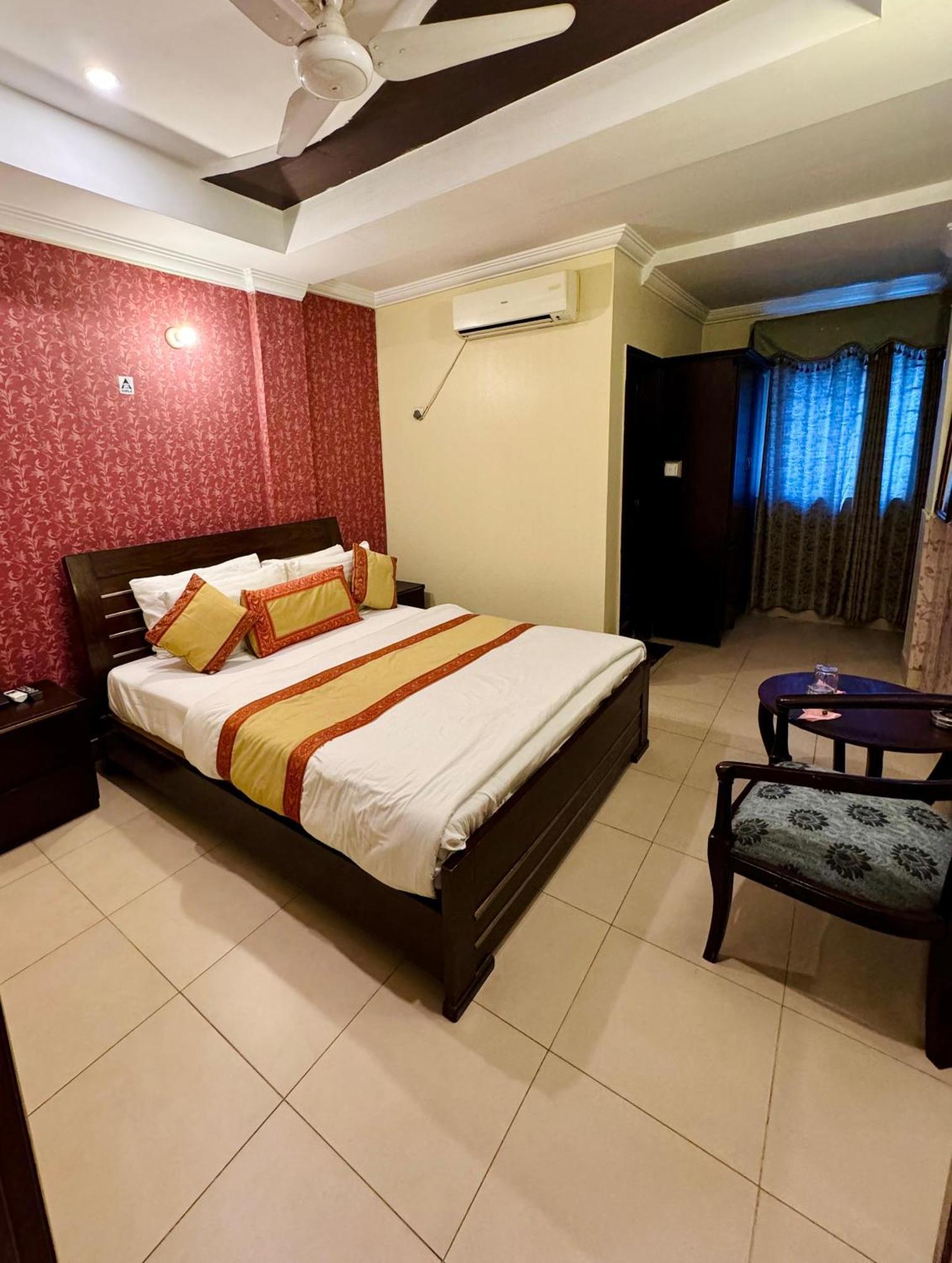 Hotel Islamabad Premiere Inn Luaran gambar